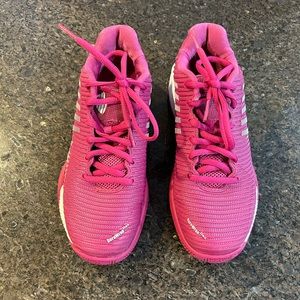 K-Swiss Tennis Shoes, Big Kids, Size 7, EUC